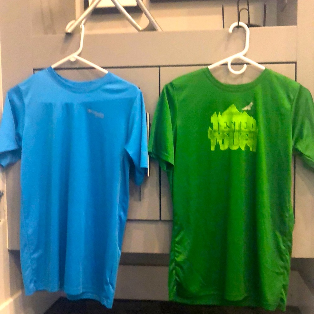 2 Boys PFG Columbia Dri Fit Tshirts XL